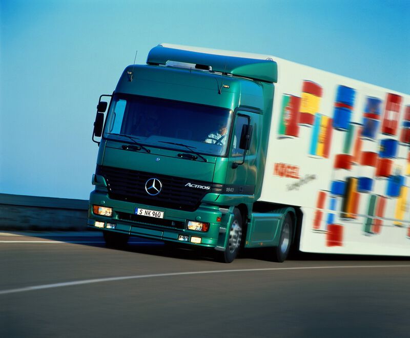 2021 Jahr der Jubiläen bei Daimler Trucks and Buses